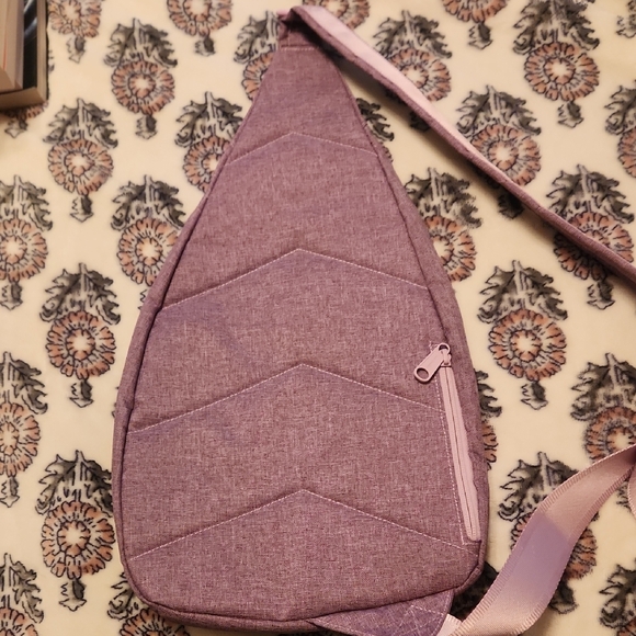 Vera Bradley Pink Crossbody Bag - Picture 2 of 2